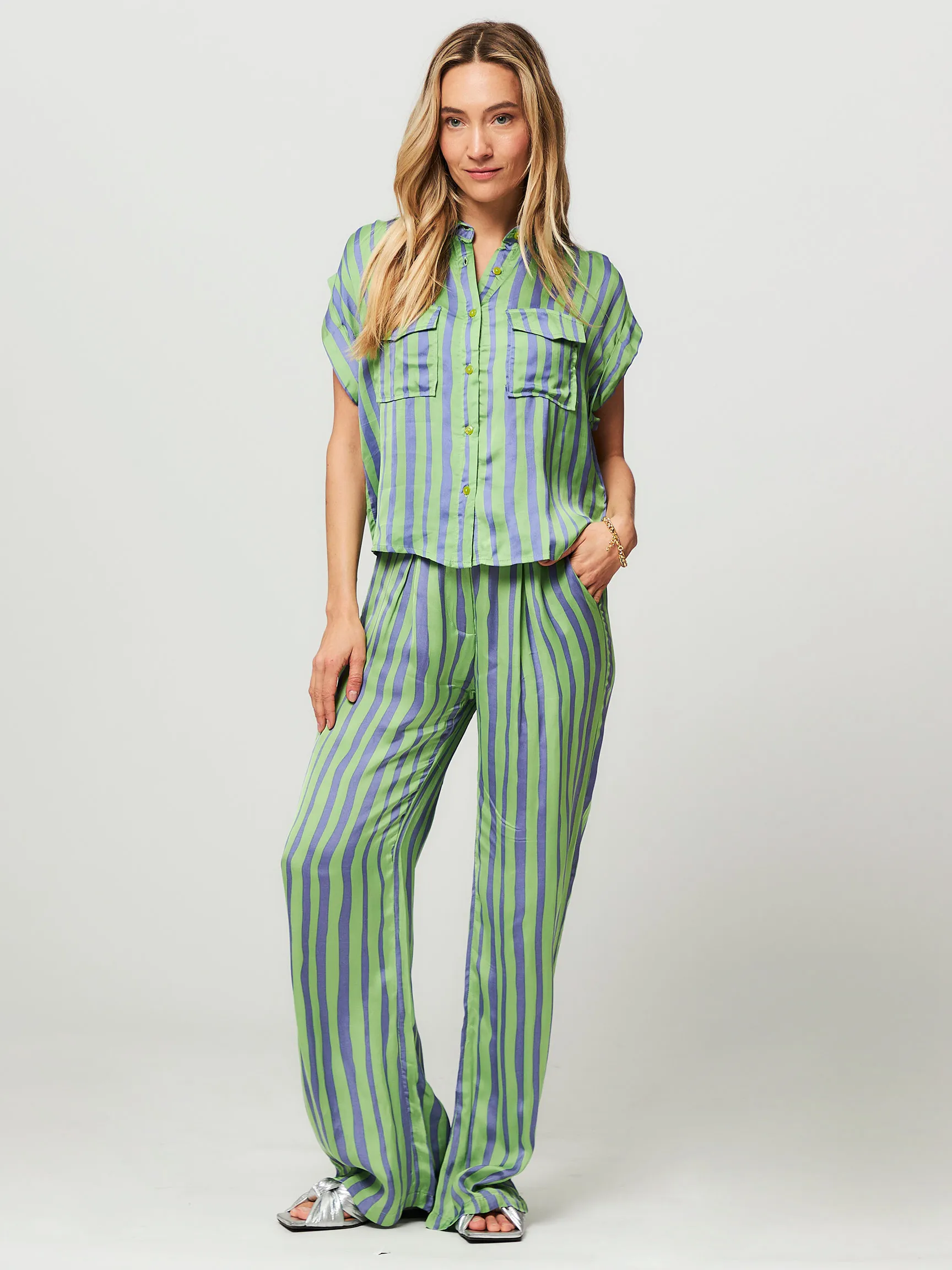 Poppy Field Gabrielle, viscose wide leg trousers with print